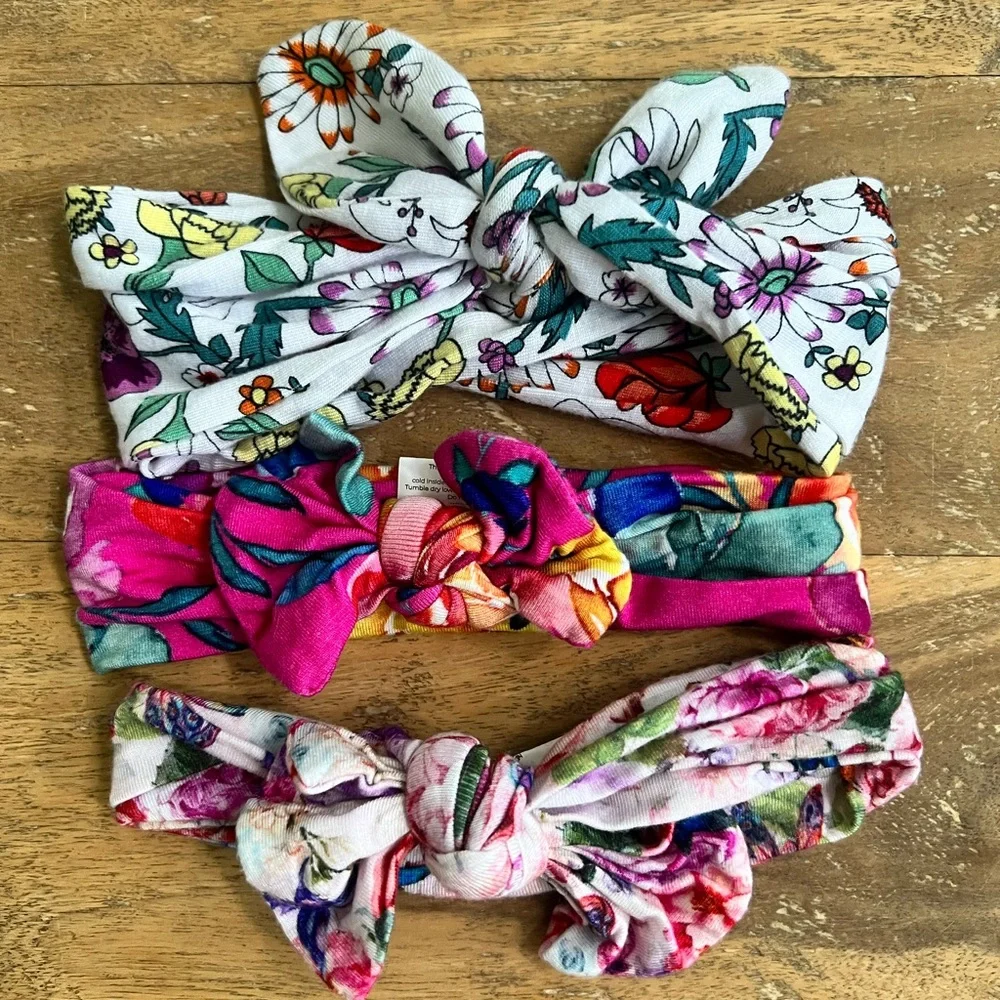 set of 3 baby headbands. 2 posh peanut